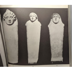Sidon through the ages with a forword by Maurice Dunand