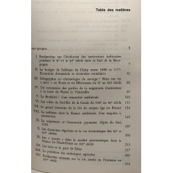 Hommes et structures du moyen âge