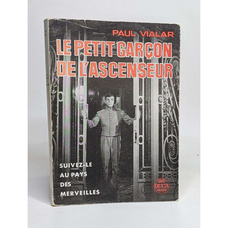 Le petit garçon de l'ascenseur