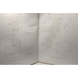 Late Bronze Age and Phrygian Pottery and Middle and Late Bronze...