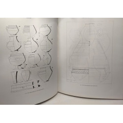 Late Bronze Age and Phrygian Pottery and Middle and Late Bronze...