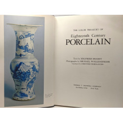 THE COLOUR TRAESURY OF EIGHTEENTH CENTURY PORCELAIN