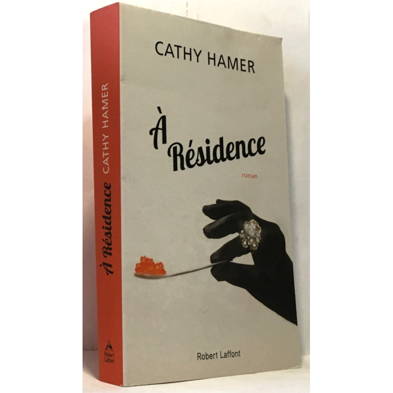 À résidence