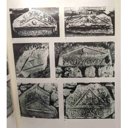 Die kleinasiatischen Türsteine - Typologische und epigraphische...