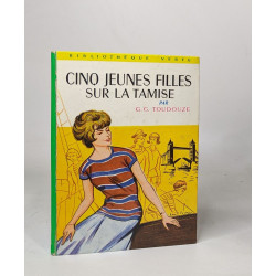 Cinq jeunes filles sur la tamise