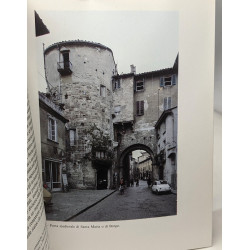 Lucca. Guida alla città