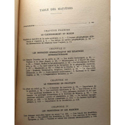 La société et son environnement Essai sur les principes des...