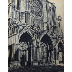 Chartres - La France illustrée - photos de Jean Roubier