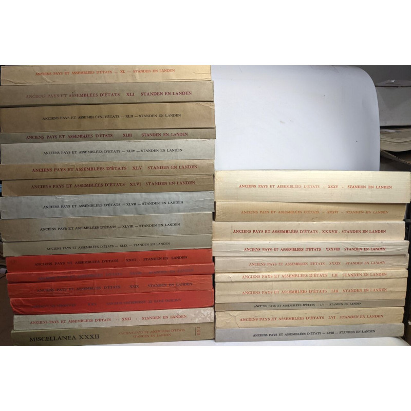 26 volumes de "Anciens pays et assemblées d'états" / " Standen en...