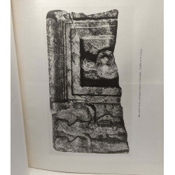 Les murailles premier fascicule: Les portes sculptées à images...