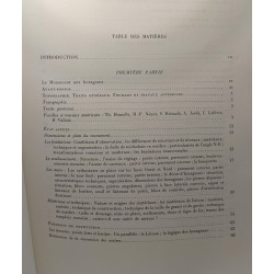 Le monument aux hexagones et le portique des Naxiens / Exploration...