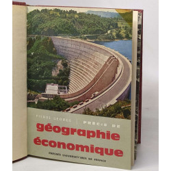 Lot de 5 ouvrages de Pierre George: précis de géographie urbaine /...