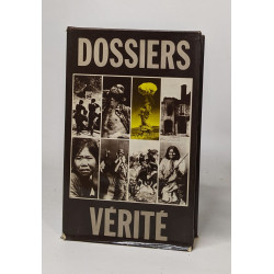 Lot de 2 Dossiers vérité : forfaits nazis en italie / l'avion...