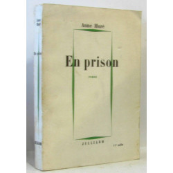 En prison