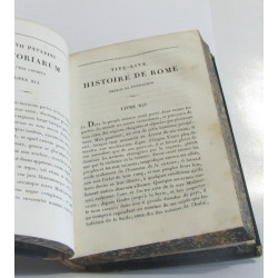 Histoire romaine 15 volumes manque tome V et VIII traduction...