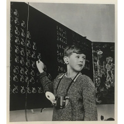 Philips et l'enseignement: équipement des établissements scolaires...