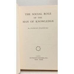 The social role of the man of knowledge