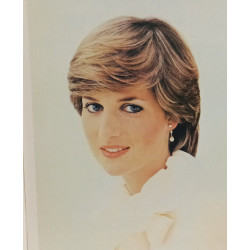 Le grand mariage - Le Prince Charles et Lady Diana --- Dossier...
