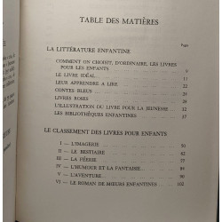 CONTES BLEUS LIVRES ROSES Essais sur la littérature enfantine...