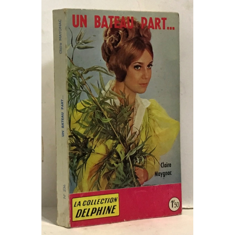 Un bateau part