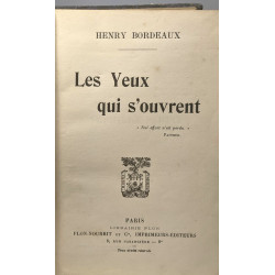 Les yeux qui s'ouvrent