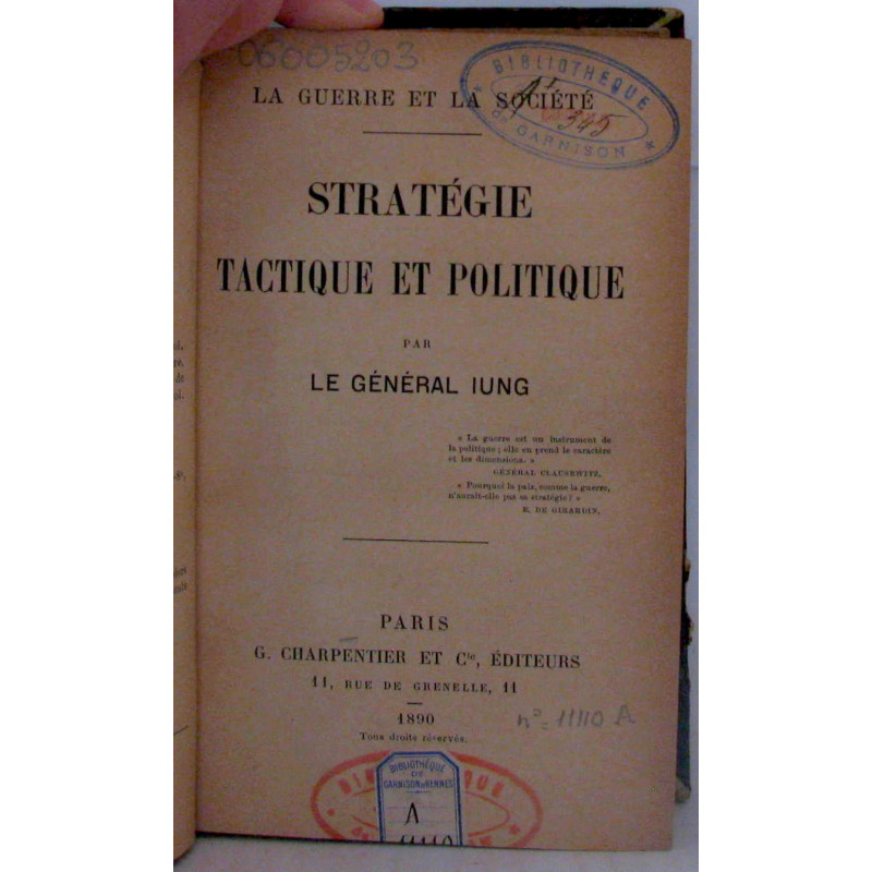 Stratégie tactique et politique