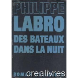 Des bateaux dans la nuit