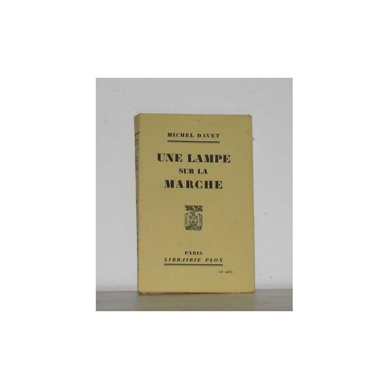 Une lampe sur la marche