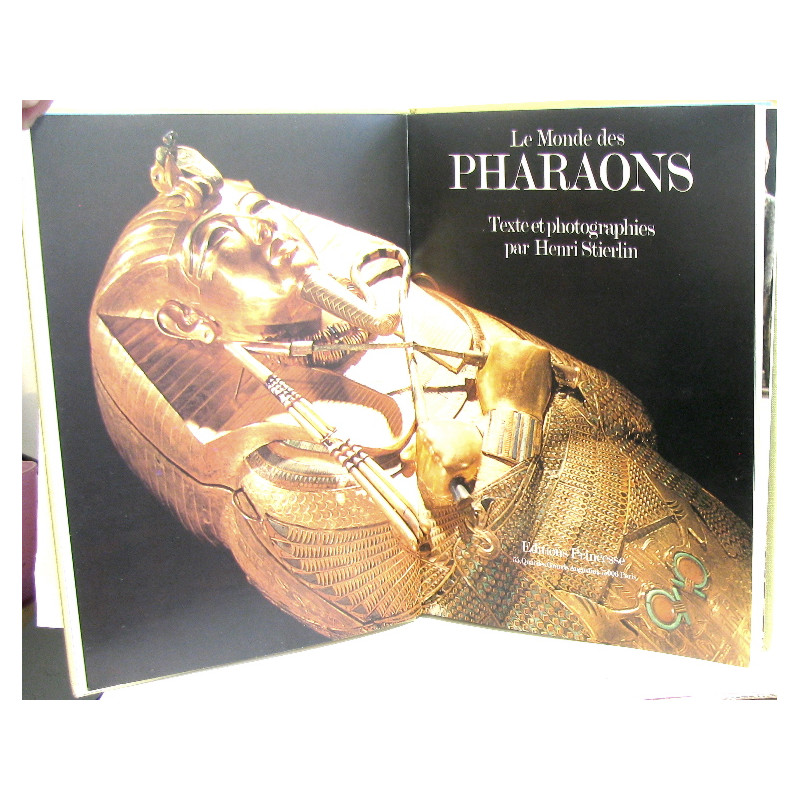 Le monde des pharaons