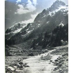 Les albums des Guides bleus : Pyrénées