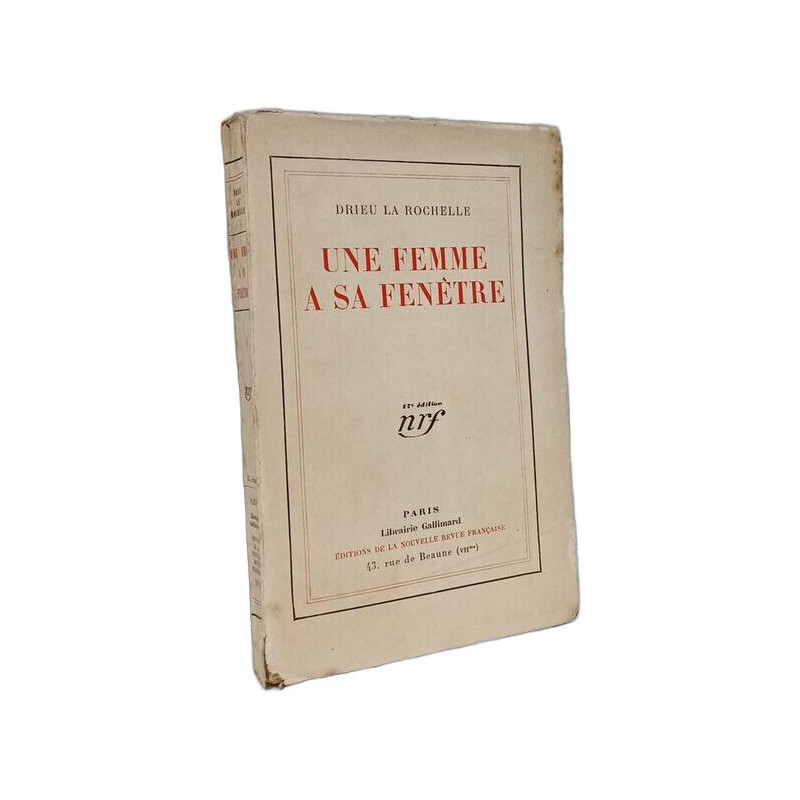 Une femme à sa fenêtre