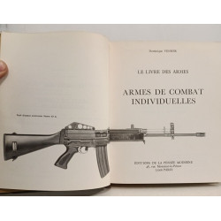 Le livre des armes: Armes de combat individuelles - TOME TROIS