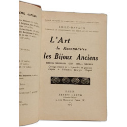 L'Art de Reconnaître les Bijoux Anciens