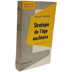 Stratégie de l'âge nucléaire