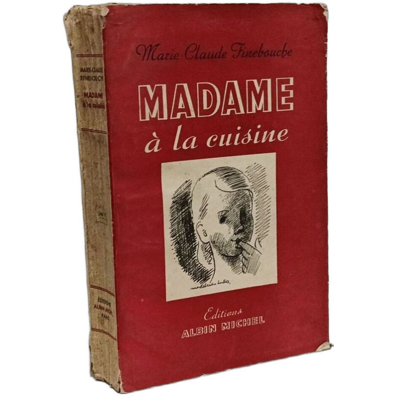 Madame à la cuisine