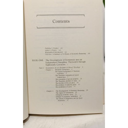 A History of Economic Reasoning